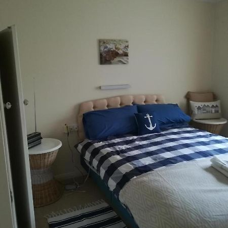Pine Lodge Barton on Sea Zewnętrze zdjęcie